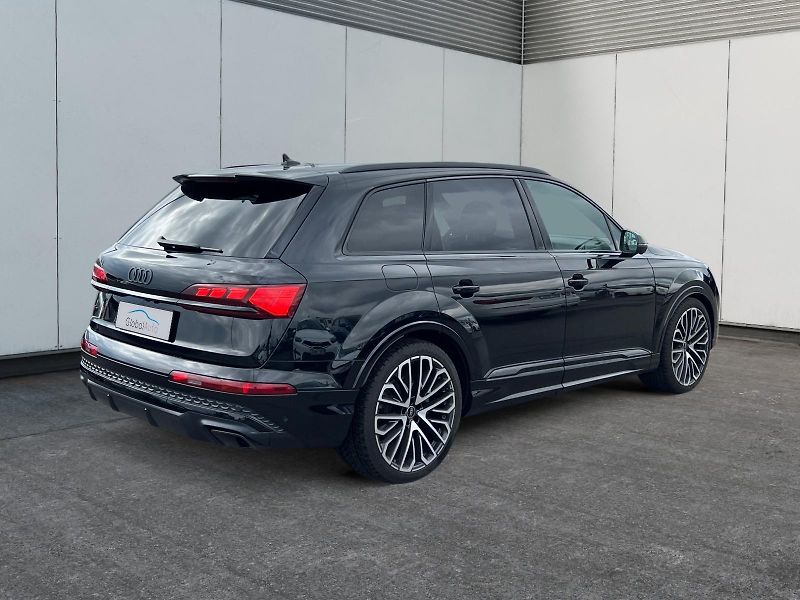 Audi Q7 (2025) S-LINE 50TDI 7MÍST TAŽNÝ DPH  - fotka 5 z 32