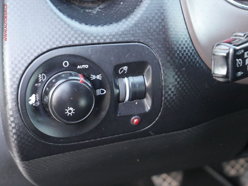 Seat Altea (2008) 2.0 TDi 4x4, ČR, AC, tempo - fotka 14 z 15