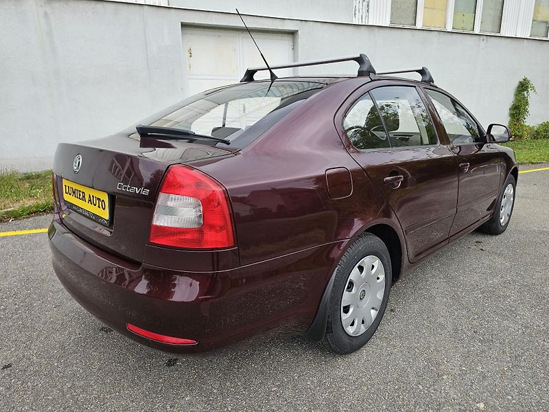 Škoda Octavia (2011) 2 FL, 1.2 TSI  - fotka 5 z 15