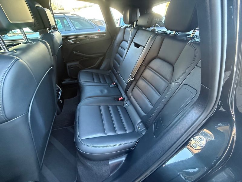 Porsche Macan (2023) S-Záruka  ! Nezávislé topení ! - fotka 16 z 29