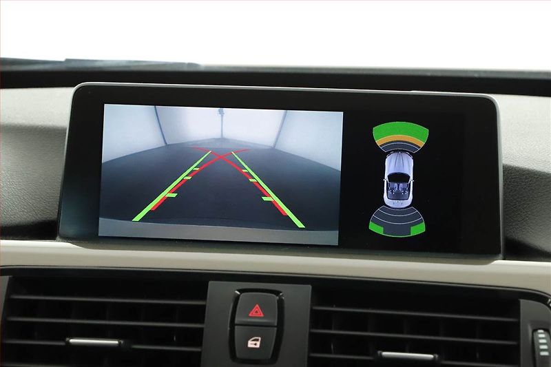 BMW Řada 3 (2014) 320 d xDrive, 4X4, Automat - fotka 12 z 20