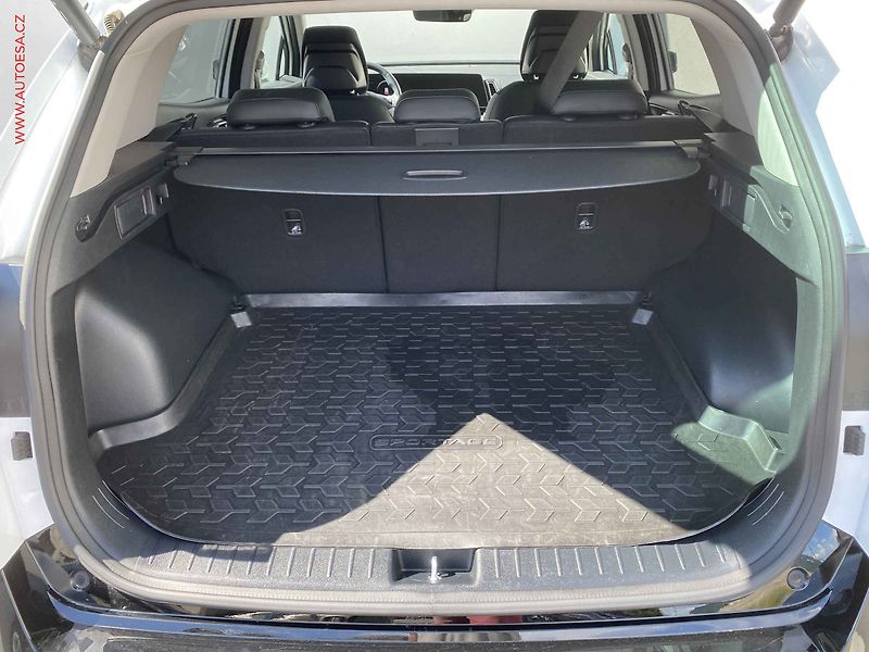 Kia Sportage (2023) 1.6 TGDi, 2.maj,ČR, TOP, AT - fotka 7 z 22