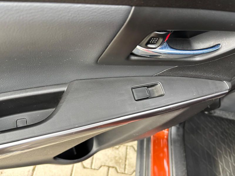 Suzuki S-Cross 1,4 BoosterJet Elegance AllGri - fotka 24 z 28