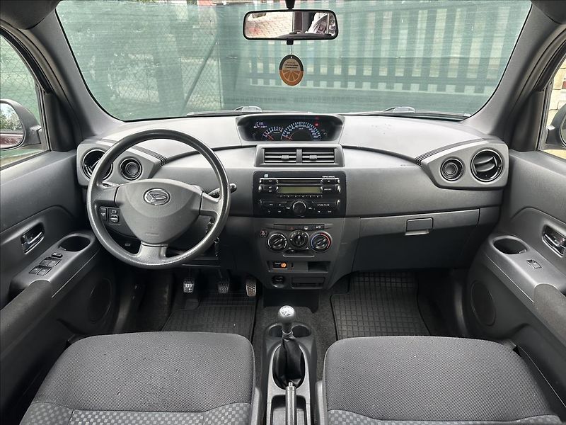 Daihatsu Materia 1,5 KLIMA LPG - fotka 13 z 18