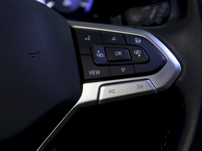 Volkswagen Golf (2024) LIFE 2.0TDI 110KW DSG TAŽNÉ - fotka 21 z 37