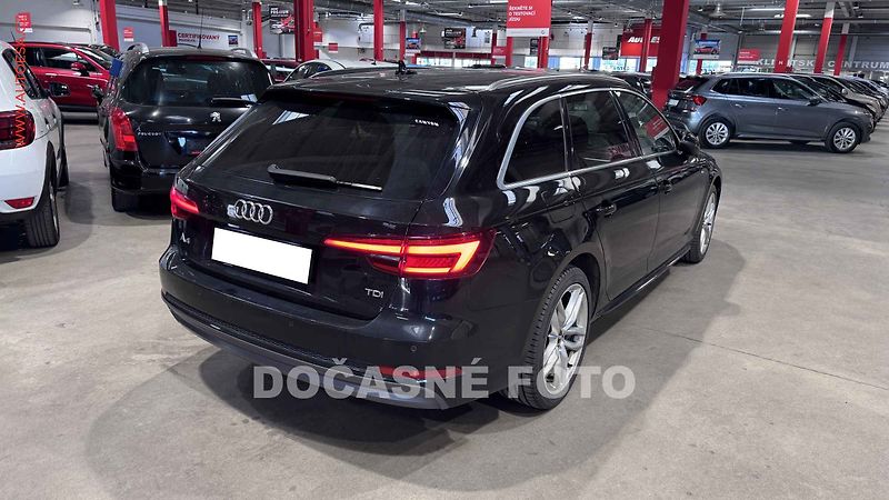 Audi A4 (2018) 2.0 TDi, ČR, AT, autoAC - fotka 2 z 3