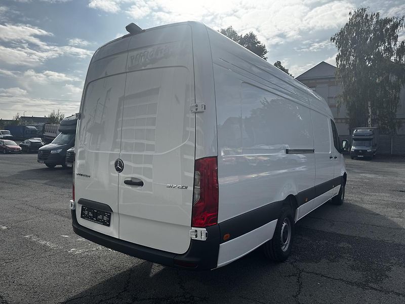 Mercedes-Benz Sprinter (2025) 317 CDI / KW PRO / XL - fotka 10 z 20