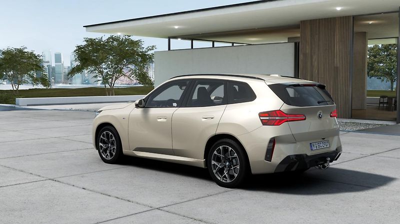 BMW X3 20 xDrive - fotka 3 z 14