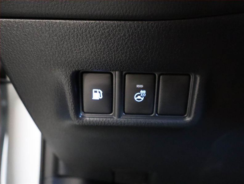 Toyota C-HR (2022) GR Sport 2.0 Hybrid - fotka 24 z 26