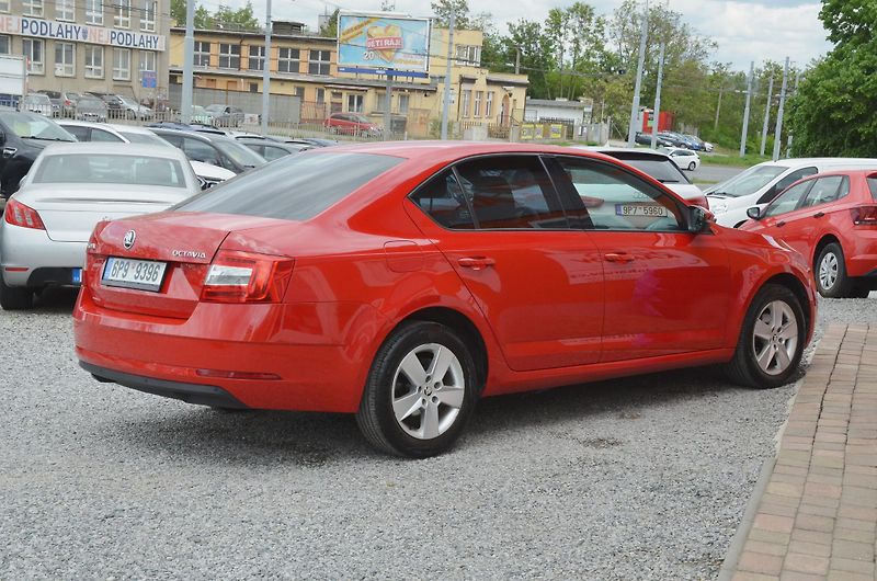Škoda Octavia (2017) 1.6 TDi 85kW Ambition PLUS /ČR - fotka 6 z 36
