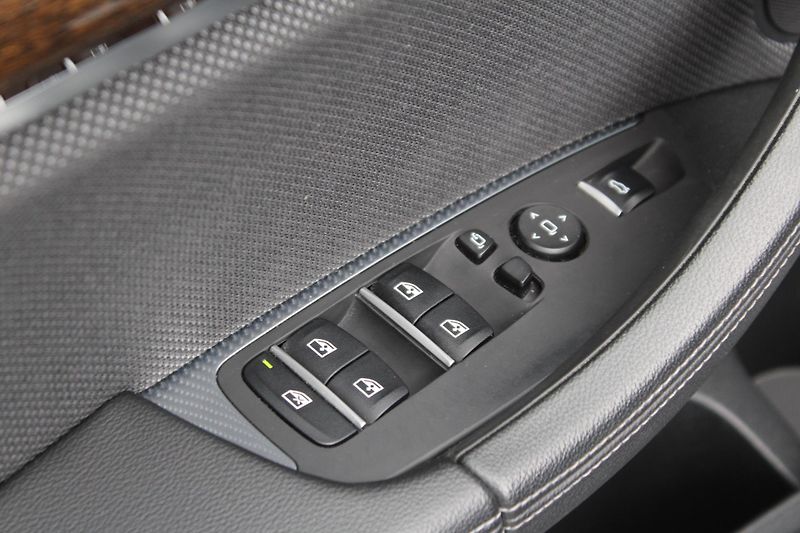 BMW X3 xDrive20d - fotka 19 z 22