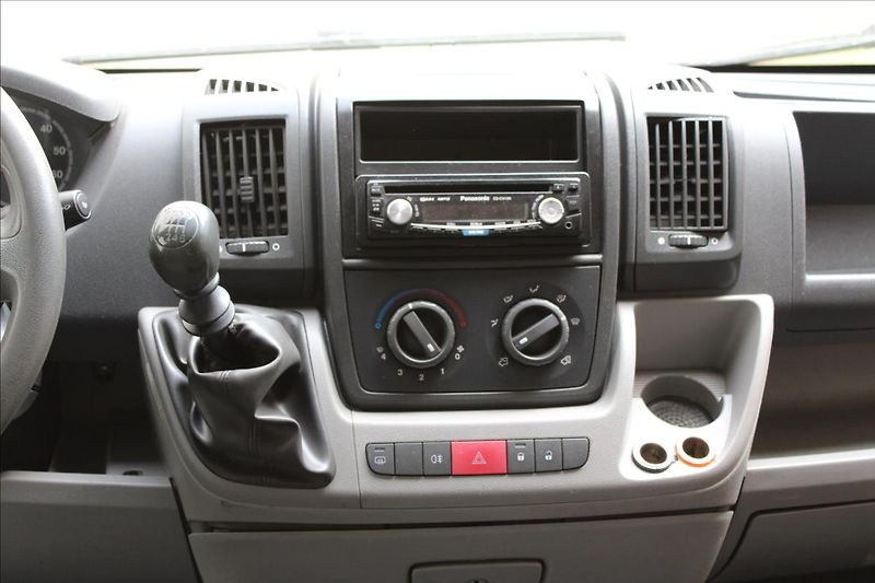 Citroën Jumper 3.0 HDi / 158PS / TAŽNÉ - fotka 18 z 29