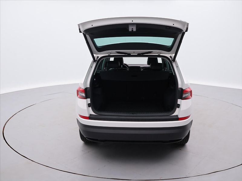 Škoda Kodiaq 2,0 TDI 140kW DSG 4x4 Style CZ - fotka 9 z 32