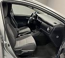 Toyota Auris 1.8 Hybrid AT SELECTION TS - náhled 9