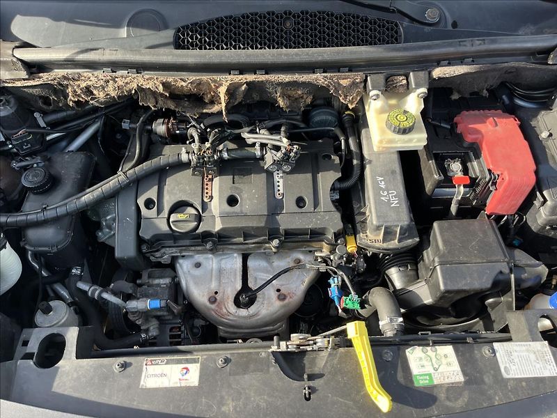 Citroën Berlingo 1,6 i LPG 5.MÍST KLIMA TAŽNÉ - fotka 27 z 38