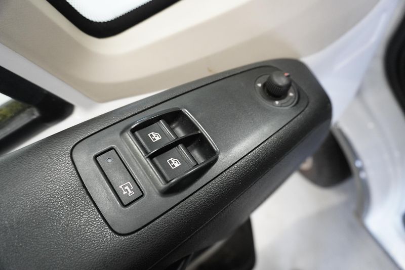 Fiat Ducato 2.3 9MÍST VZADU HYDR. PLOŠINA - fotka 9 z 24