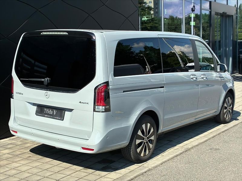 Mercedes-Benz Třídy V 2,0 250 d / Style / L / 4M - fotka 8 z 21