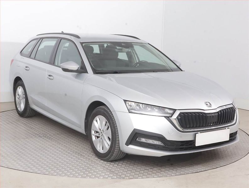 Škoda Octavia (2023) 2.0 TDI, ČR,1.maj, Serv.kniha - fotografie inzerátu
