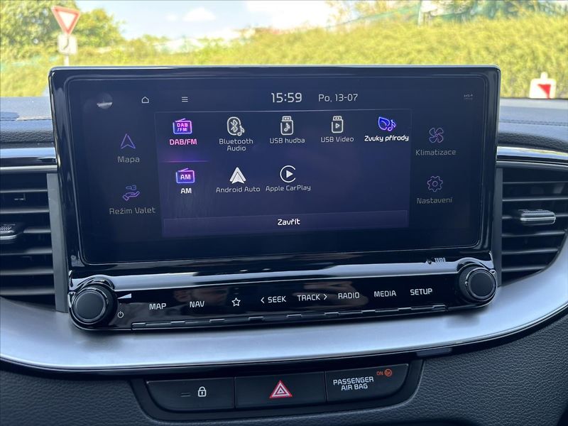Kia Ceed 1,5 AT GT Line ZÁRUKA TÁŽNÉ - fotka 24 z 47