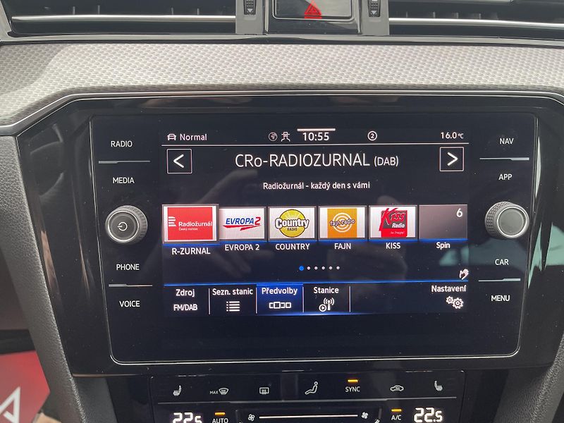 Volkswagen Passat Variant 2.0TDi Alltrack DSG 4x4 DPH ČR - fotka 34 z 42