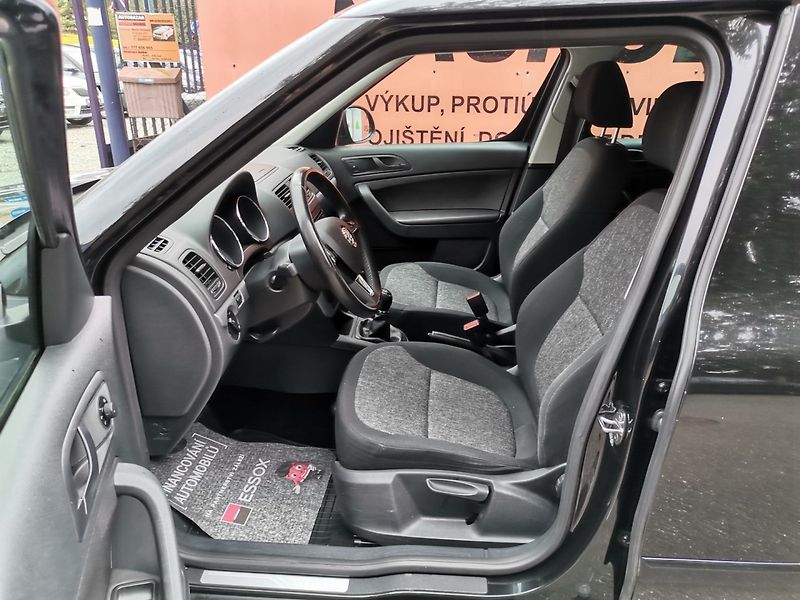 Škoda Yeti (2015) 1.2TSi 81kw AC Tažné PDC - fotka 10 z 27