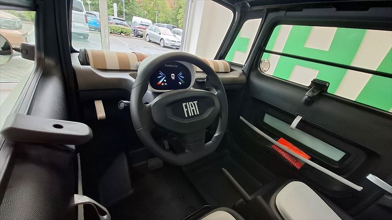 Fiat Topolino (2026) Dolce Vita  L6e - od 15 let - fotka 9 z 9