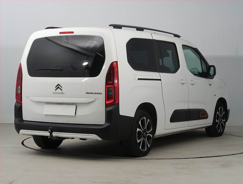 Citroën Berlingo (2020) Maxi Feel 1.5 BlueHDi, 5Míst - fotka 5 z 16