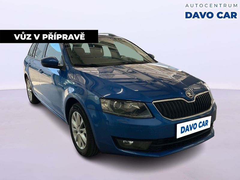Škoda Octavia 1,6 TDI 81kW JOY Xenon 1.Maj. - fotka 4 z 12