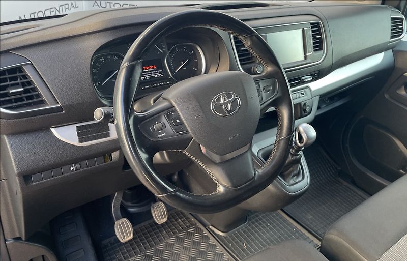 Toyota ProAce 2,0 D,110kW,D-4DL2,9míst - fotka 11 z 26