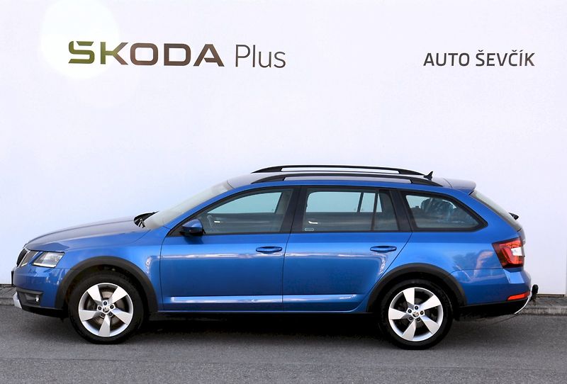 Škoda Octavia (2017) Combi 1.8 TSI 132 kW 4x4 DSG 6 - fotka 3 z 30