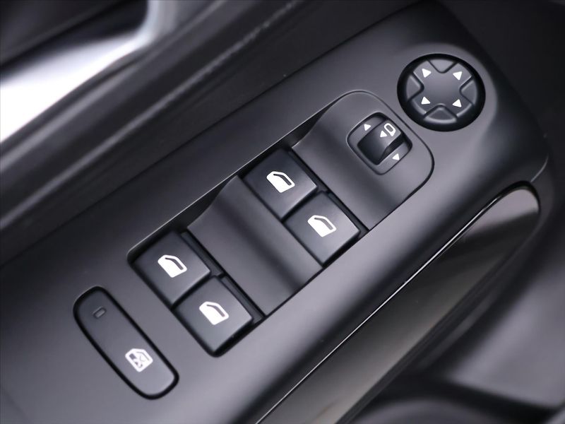 Citroën C5 Aircross 1,2 PureTech Navi R.Kam. - fotka 16 z 32