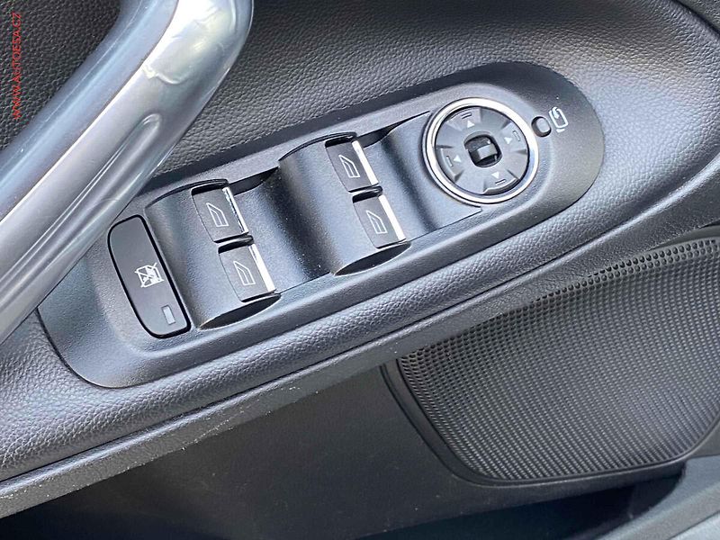 Ford S-MAX (2009) 2.2TDCi, Panorama, bixen - fotka 11 z 22