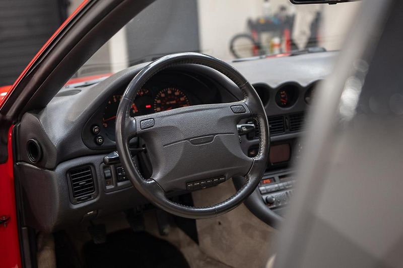Mitsubishi 3000 GT 3.0 V6 6G72 165 kW - fotka 8 z 45