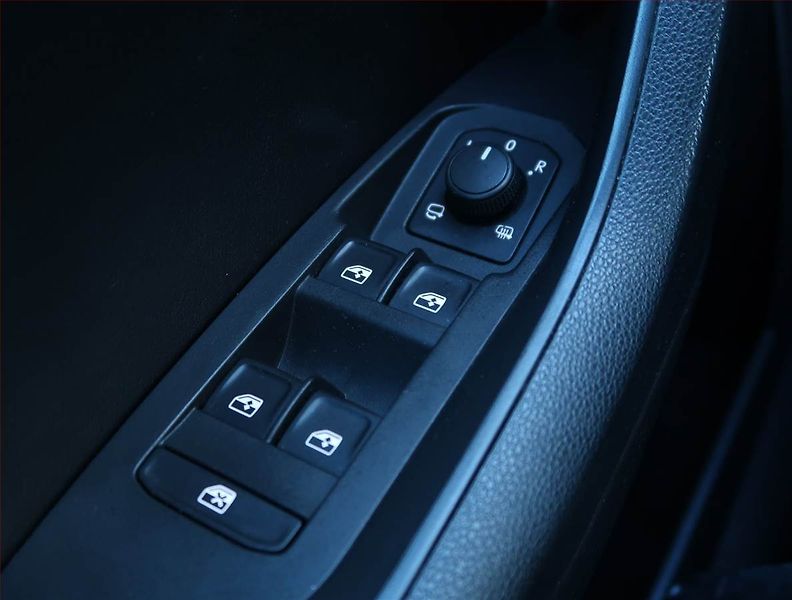 Škoda Kodiaq (2019) Style 1.5 TSI, Kůže, Navi - fotka 16 z 19