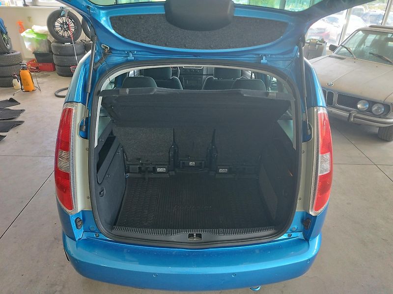 Škoda Roomster (2009) 1,6I,77KW,KLIMA,ALU SE.KNIHA - fotka 11 z 29