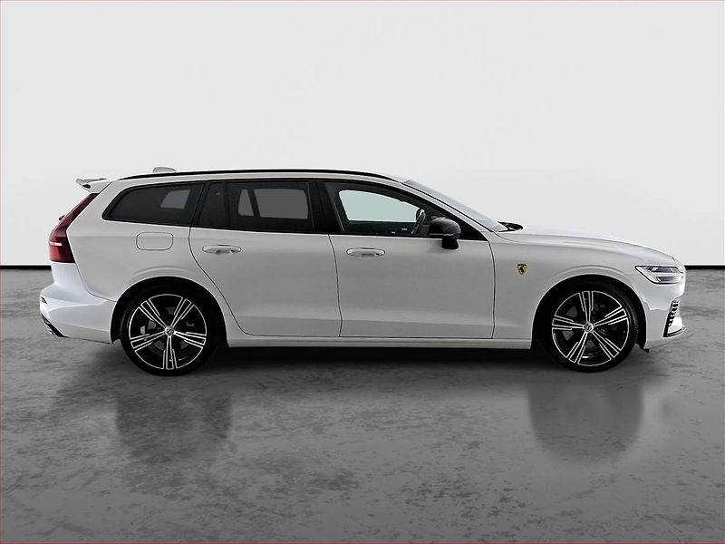Volvo V60 (2021) R-Design T8 Twing Engine - fotka 6 z 27