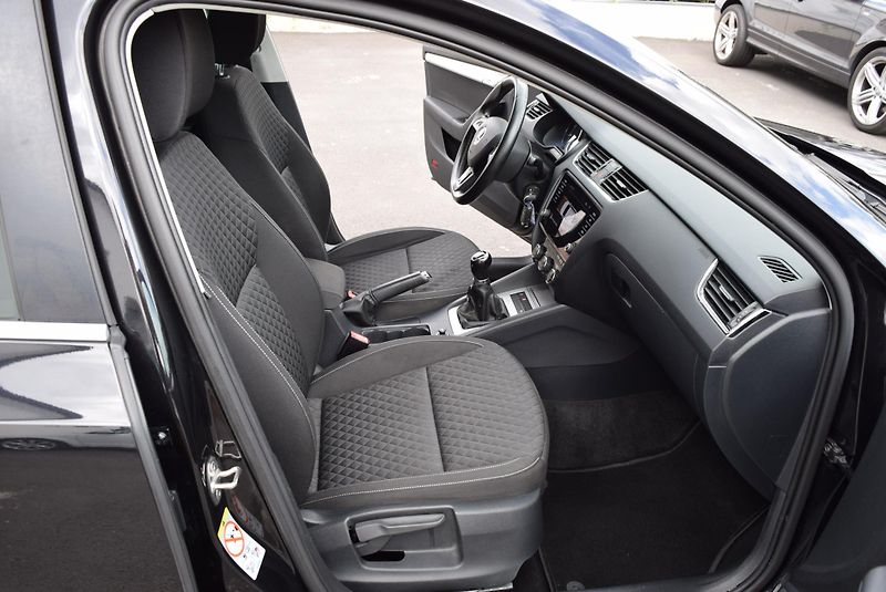 Škoda Octavia (2018) 1.4TSI 110kw ED. DRIVE TAŽ APP - fotka 34 z 43