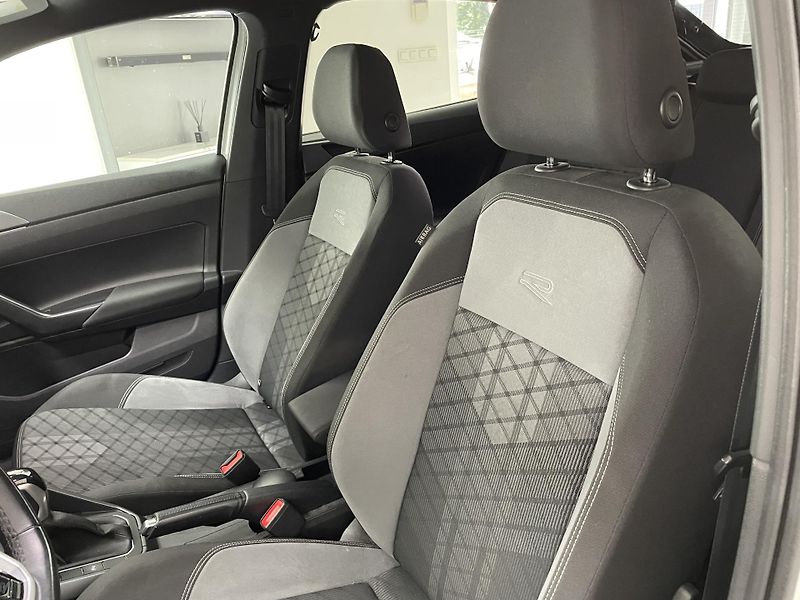 Volkswagen Taigo 1.5 TSi R-Line  DSG ČR 1.MAJ  - fotka 21 z 30