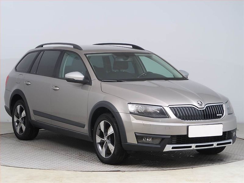 Škoda Octavia (2015) Scout 2.0 TDI, 4X4, Automat - fotografie inzerátu