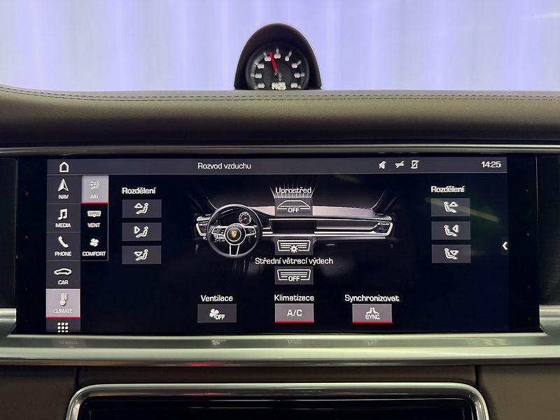 Porsche Panamera GTS 338KW SPORT TURISMO, BOSE, - fotka 18 z 28