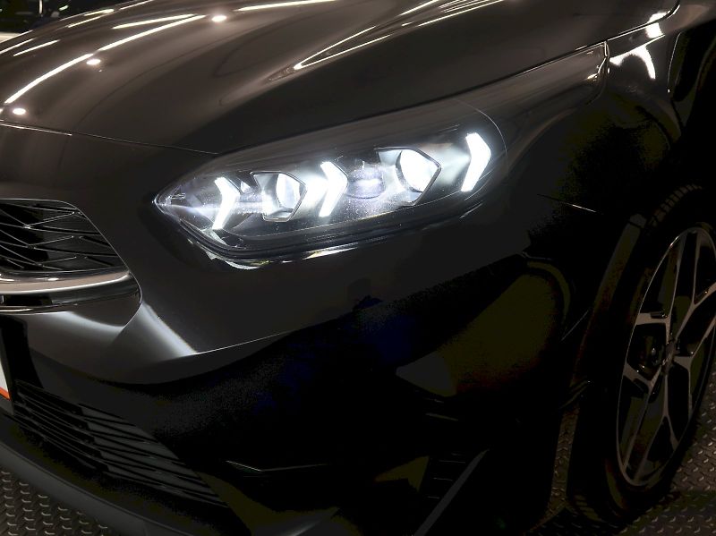 Kia Ceed (2022) SW TOP 1.5T-GDi 118KW - fotka 10 z 33