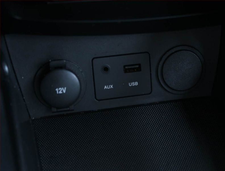 Kia Ceed (2010) 1.4 CVVT, nová STK - fotka 18 z 18