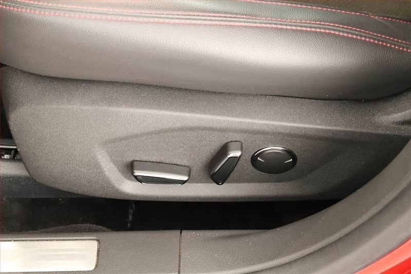 Ford Mondeo (2020) ST-Line 2.0 EcoBlue, 4X4 - fotka 14 z 18