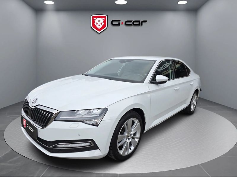 Škoda Superb 2.0 TDI 110kW Style - fotka 1 z 4