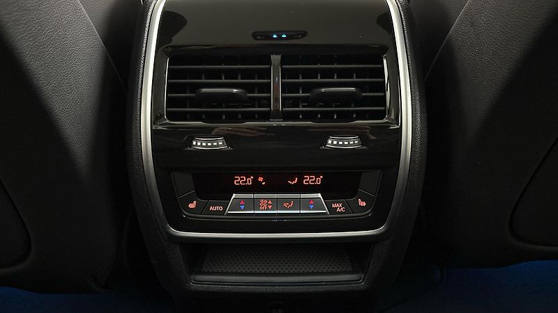 BMW X5 45e AUT xDrive - fotka 23 z 33