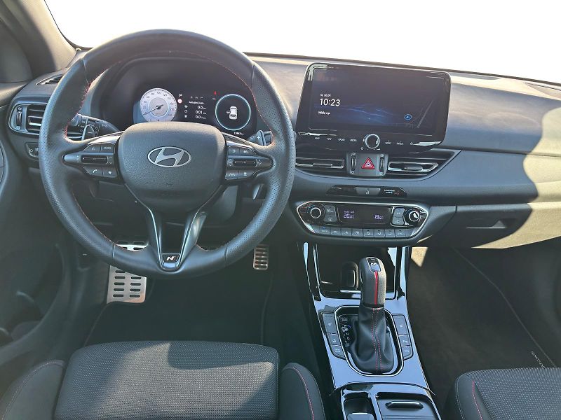 Hyundai i30 1.5 T-GDI MHEV DCT N-Line - fotka 5 z 25