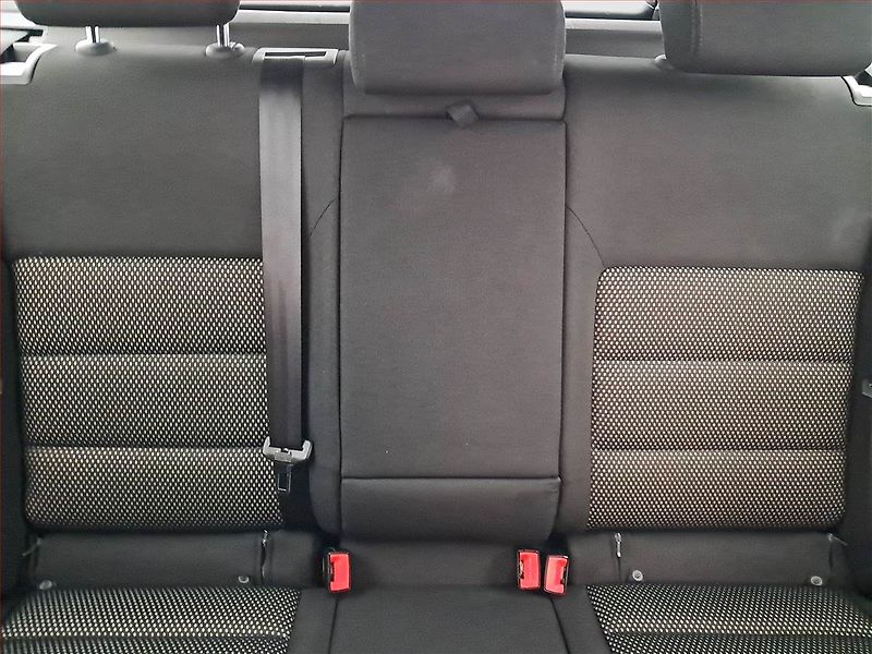 Škoda Octavia (2011) Scout 2.0 TDI, 4X4, Xenony - fotka 10 z 16