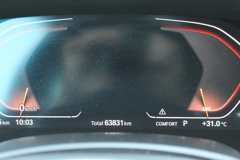 BMW X5 xDrive30d - fotka 23 z 24