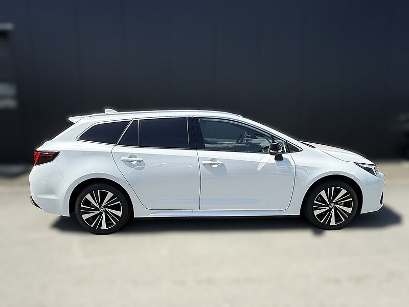 Toyota Corolla (2025) Style - fotka 5 z 6