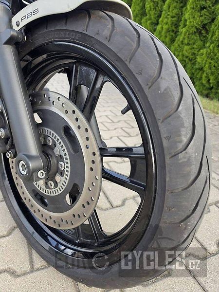 Kawasaki Vulcan S - fotka 9 z 21